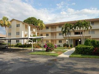 Foreclosed Home - 1020 PALM VIEW DR APT 101, 34110