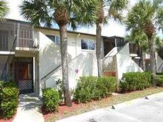 Foreclosed Home - 4160 Looking Glass Ln Apt 3, 34112