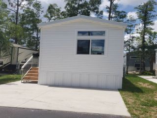 Foreclosed Home - 3050 BECK BLVD # 0-6, 34114