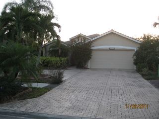Foreclosed Home - 2276 HERITAGE GREENS DR, 34119