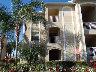 Foreclosed Home - 2700 CYPRESS TRACE CIR APT 3120, 34119