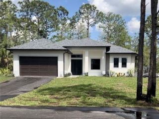 Foreclosed Home - 2146 EVERGLADES BLVD N, 34120