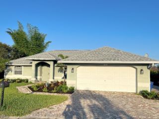 Foreclosed Home - 10892 SEA CORAL CT, 34135