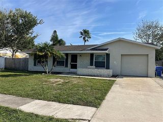 Foreclosed Home - 2605 39TH ST W, 34205