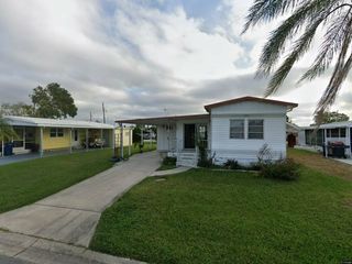 Foreclosed Home - 108 50TH AVENUE TER W, 34207