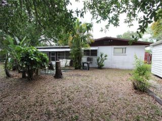 Foreclosed Home - 916 31ST AVE E, 34208