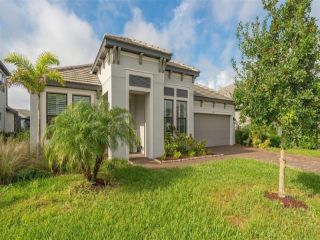 Foreclosed Home - 2024 WOODLEAF HAMMOCK CT, 34211