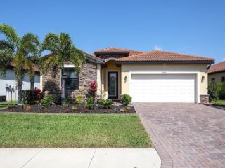 Foreclosed Home - 10031 MARBELLA DR, 34211