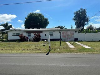 Foreclosed Home - 4420 5TH AVE W, 34221