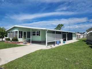 Foreclosed Home - 31 S EASTER ISLAND CIR, 34223
