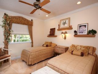 Foreclosed Home - List 100766740