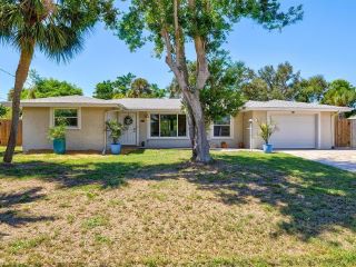 Foreclosed Home - 455 N SHORE DR, 34229