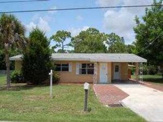 Foreclosed Home - 2121 CASS ST, 34231