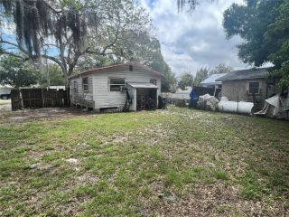 Foreclosed Home - 3717 WALNUT AVE, 34234