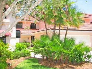 Foreclosed Home - 7553 FAIRWAY WOODS DR # D, 34238