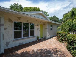 Foreclosed Home - 2305 GROVE ST, 34239