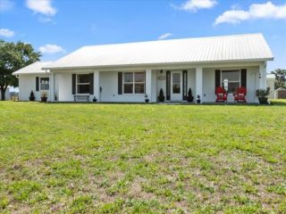 Foreclosed Home - 14220 MJ RD, 34251