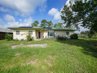 Foreclosed Home - 9077 SE HIGHWAY 31, 34266