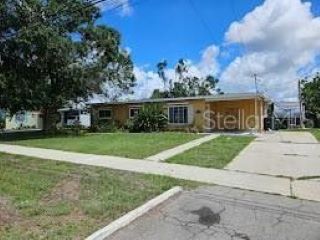 Foreclosed Home - 7920 SYDNEY AVE, 34287