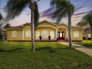 Foreclosed Home - 12209 COTORRO AVE, 34287