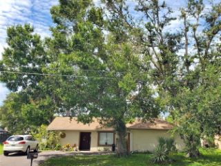 Foreclosed Home - 3417 S BISCAYNE DR, 34287