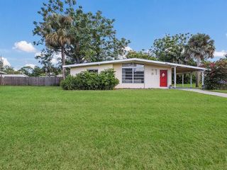 Foreclosed Home - 636 S VENICE BLVD, 34293