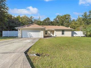 Foreclosed Home - 212 EMERALD LOOP WAY, 34472