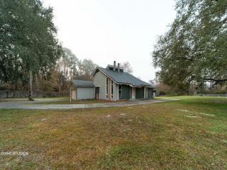 Foreclosed Home - 7060 East Highway 326, 34488