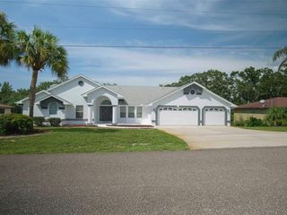 Foreclosed Home - 6483 CLEARWATER DR, 34606
