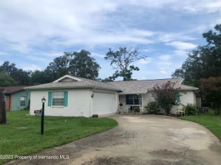 Foreclosed Home - 9767 HORIZON DR, 34608
