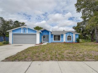 Foreclosed Home - 9219 BAY DR, 34608