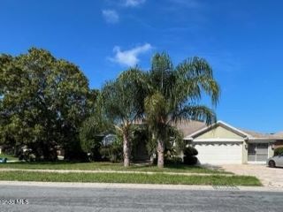 Foreclosed Home - 10243 LOCKER DR, 34608