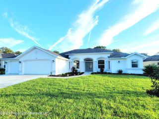 Foreclosed Home - 10361 PALMGREN LN, 34608