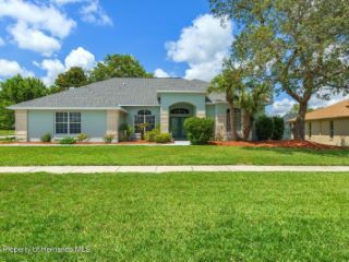 Foreclosed Home - 4001 ST IVES BLVD, 34609