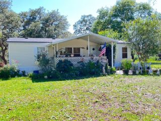 Foreclosed Home - 17011 AKINS DR, 34610