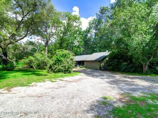 Foreclosed Home - 15741 LANCER RD, 34610
