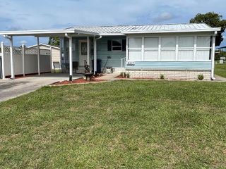 Foreclosed Home - 8417 FLEETWAY AVE, 34613