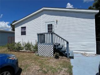 Foreclosed Home - 4314 CHARLESTON ST, 34652