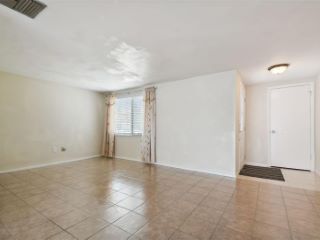 Foreclosed Home - 3907 CLAREMONT DR, 34652