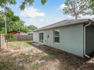 Foreclosed Home - 5839 PINE ST, 34652