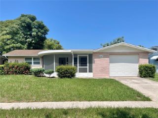 Foreclosed Home - 4607 DAPHNE ST, 34652