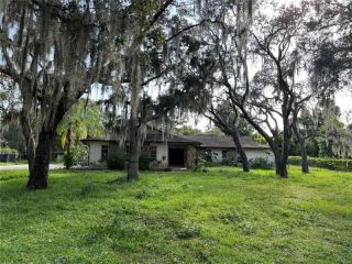 Foreclosed Home - 8311 TANGLEWOOD DR, 34654