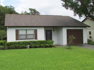 Foreclosed Home - 11812 WAX MYRTLE CT, 34654