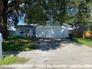 Foreclosed Home - 3136 LAIRD DR, 34655