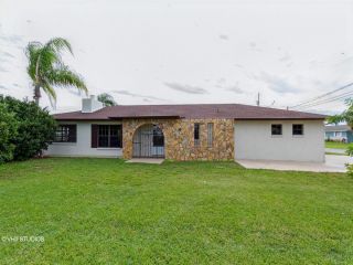 Foreclosed Home - 13934 Darlene Ave, 34667