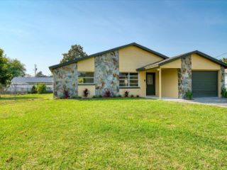 Foreclosed Home - 8600 WINTER HAVEN DR, 34667