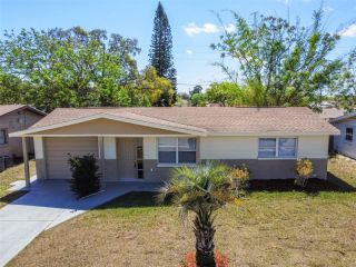 Foreclosed Home - 7922 COVENTRY DR, 34668