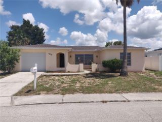Foreclosed Home - 8441 MOULTON DR, 34668
