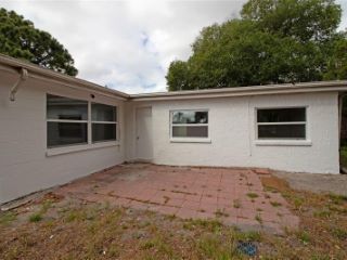 Foreclosed Home - 6411 HYPERION DR, 34668