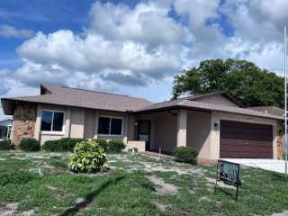 Foreclosed Home - 11320 BROWN BEAR LN, 34668